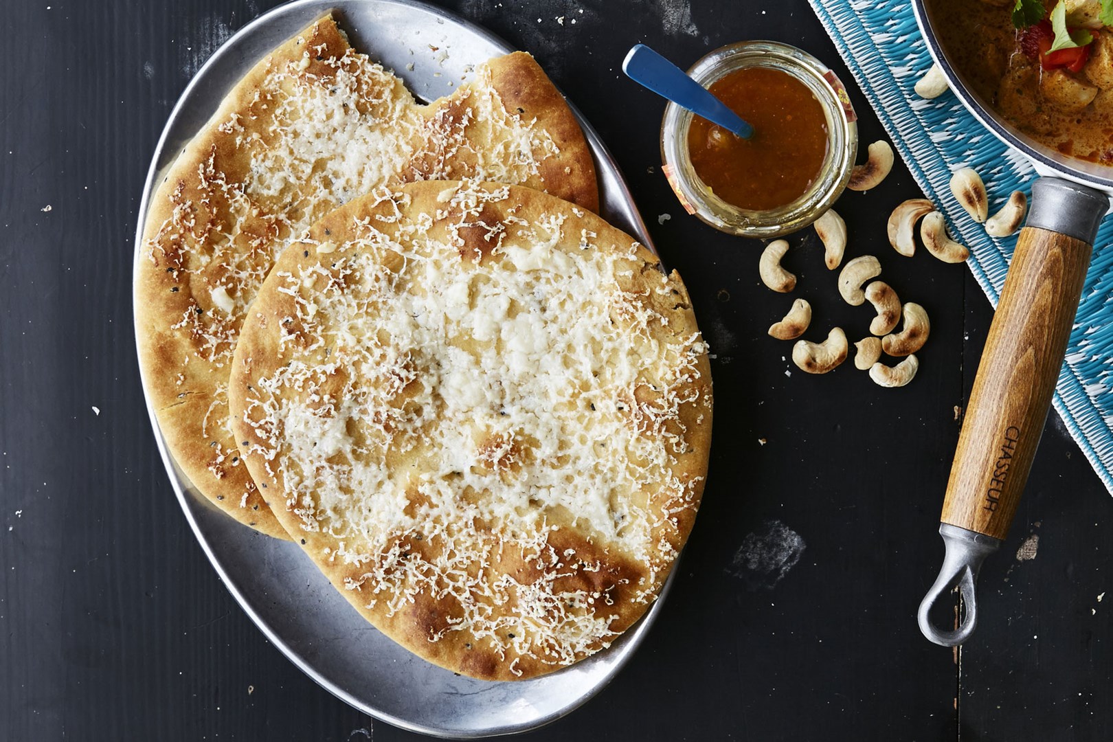 Ostebakt naanbrød