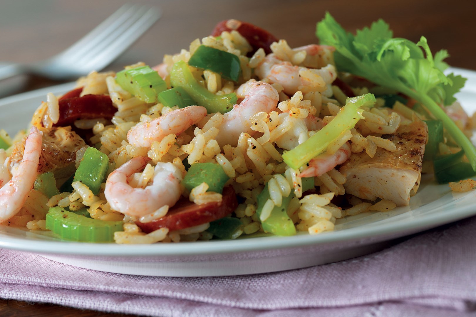 Jambalaya de poulet, de crevettes et de chorizo