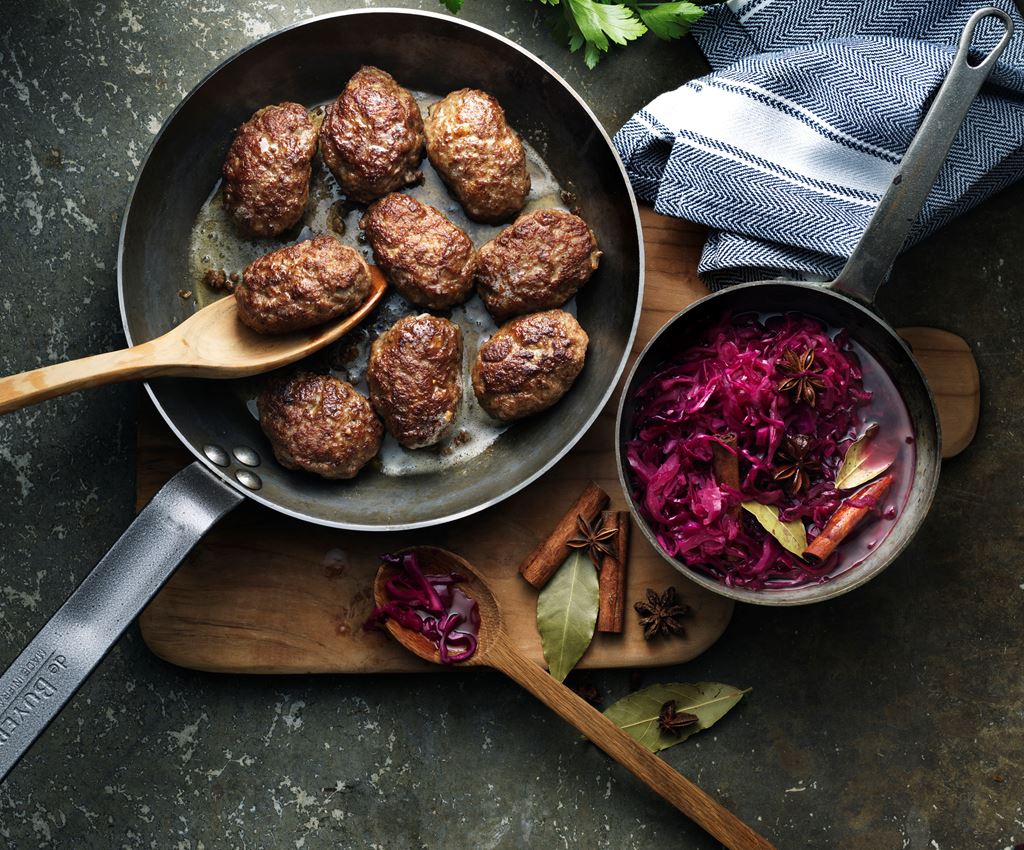 Frikadeller med rødkål